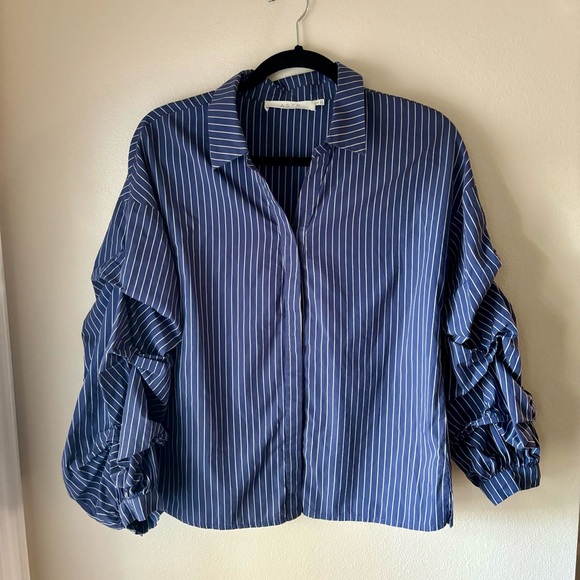 Astr Tops - ASTR Puff Sleeves Blue & White Stripes Button Down Shirt Blouse V Neck Collar XS